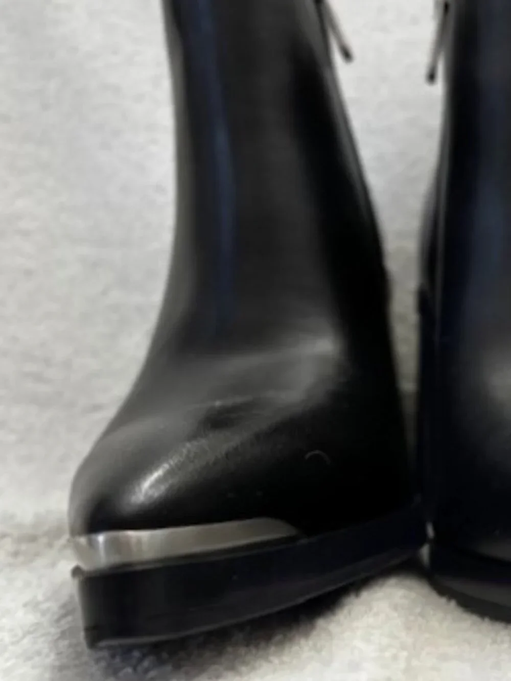 Charles David Dolores black block heeled booties NWOT Women's Size 8-1/2